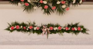 Carnation Garland