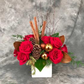 Petite Pine Holiday Centerpiece